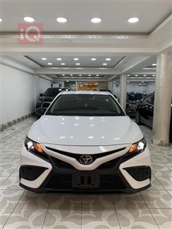 تۆیۆتا کامری